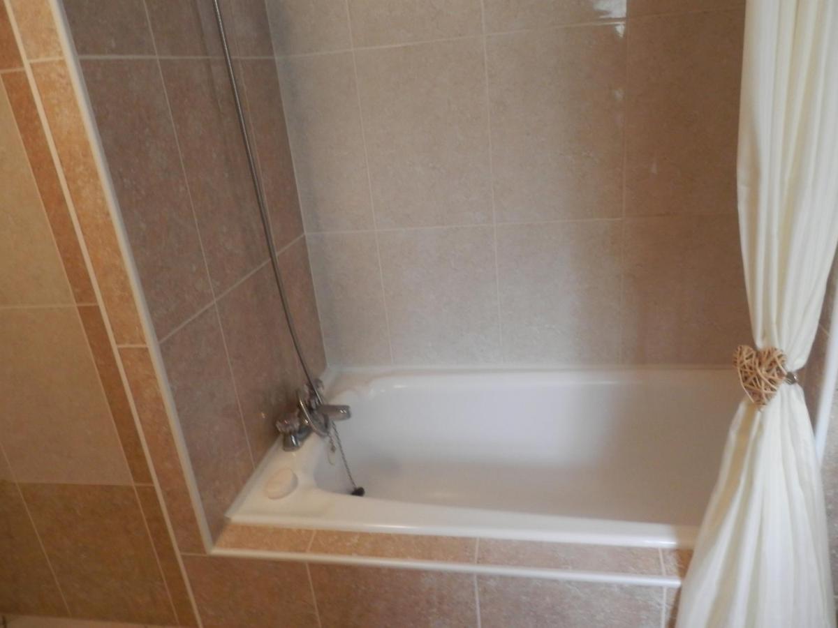 La Petite Cretouffiere - Naturiste Accommodation - Adult Only Colombiers-du-Plessis Zewnętrze zdjęcie