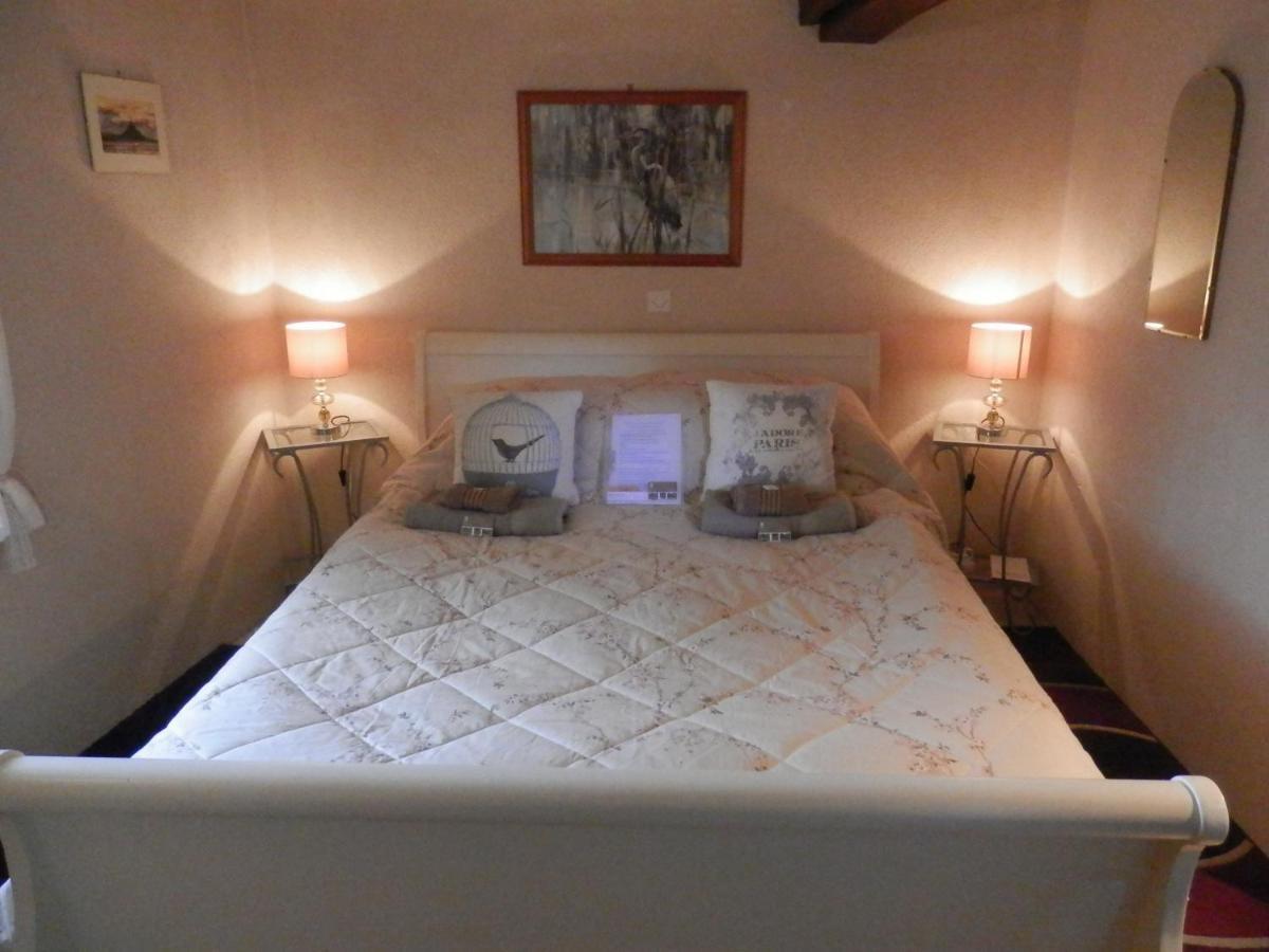 La Petite Cretouffiere - Naturiste Accommodation - Adult Only Colombiers-du-Plessis Zewnętrze zdjęcie